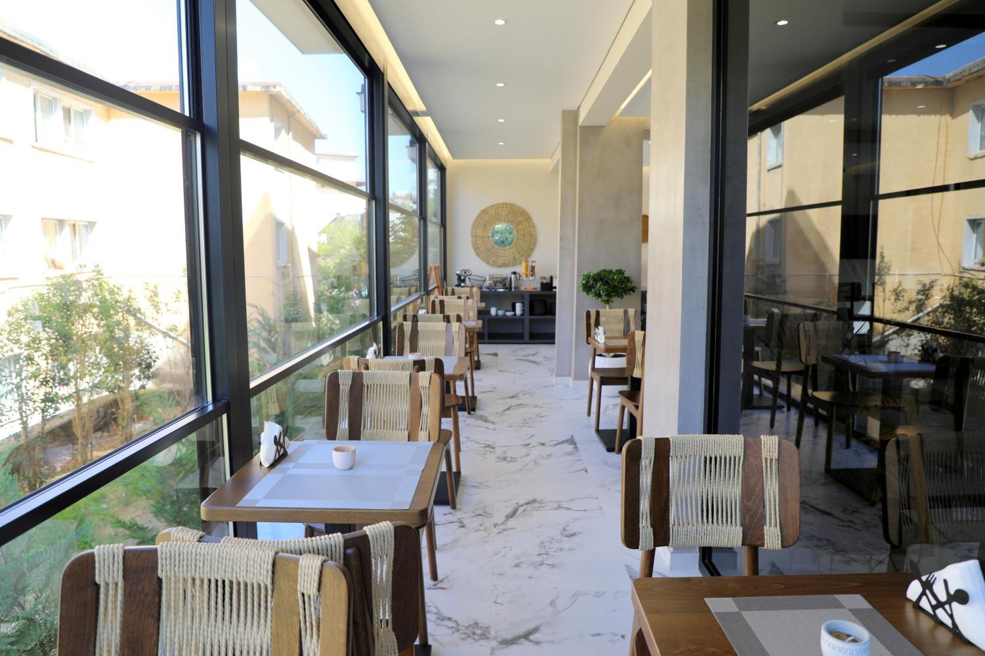 Niklas Boutique Hotel Saranda Extérieur photo