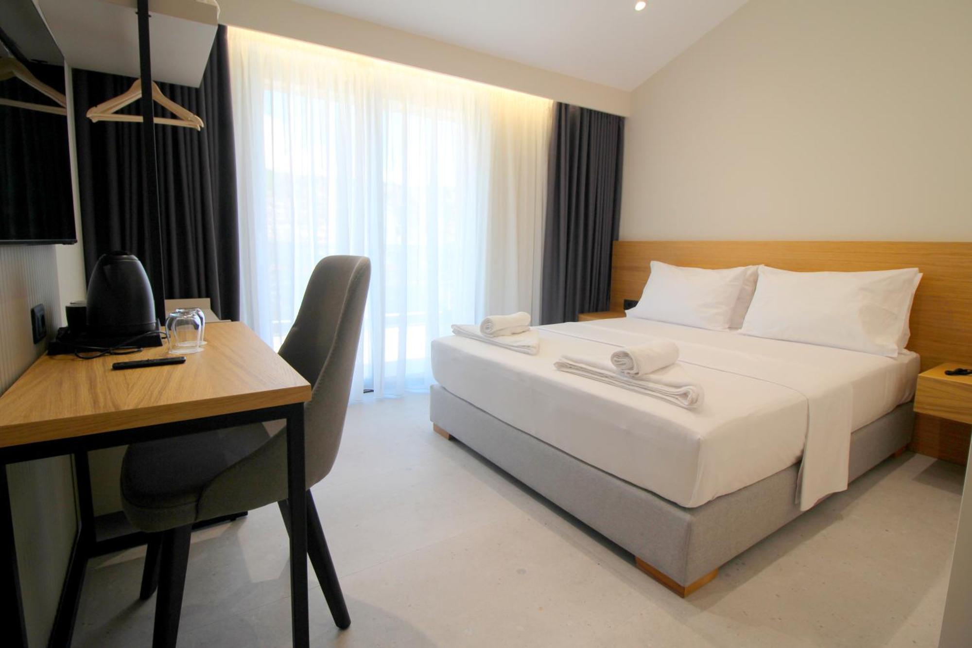 Niklas Boutique Hotel Saranda Extérieur photo